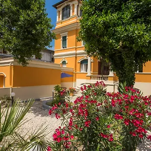 Relais La Torretta Rome