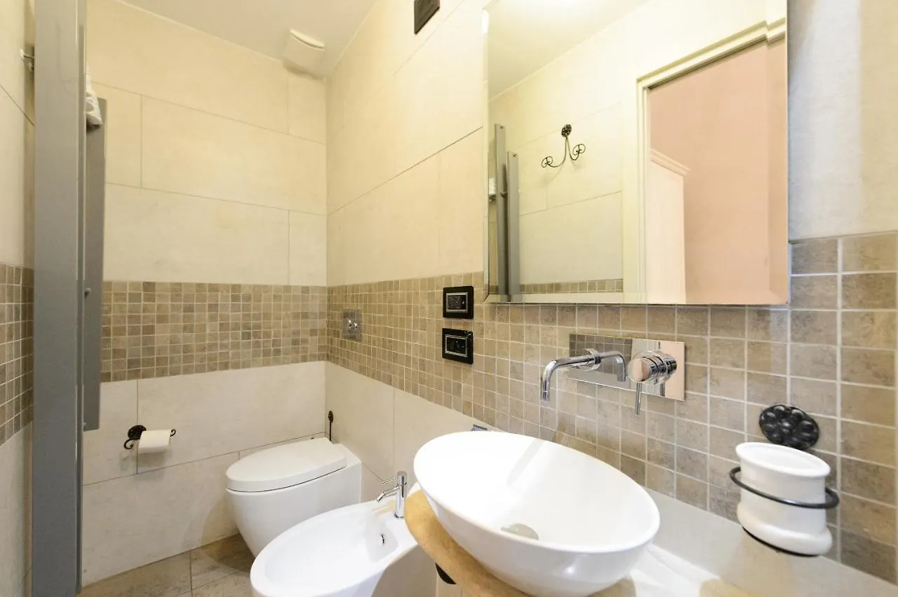 Luxury Ripetta 2 Hotel Rome